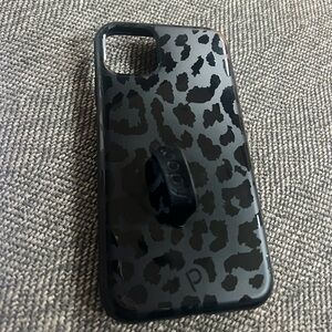 Black cheetah loopy case